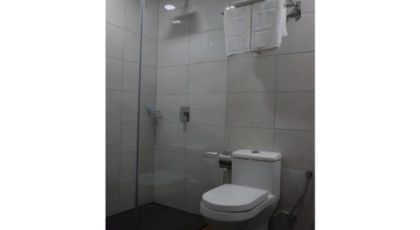 Id Hotel Yayasan Segamat Exterior photo
